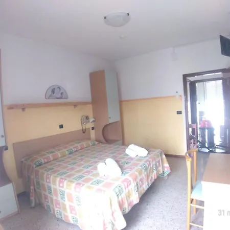 Rosy 2* Bellaria – Igea Marina