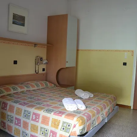 Rosy 2* Bellaria – Igea Marina