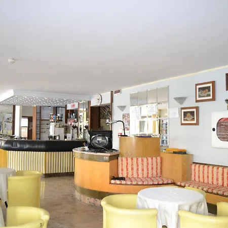 Rosy Hotel
