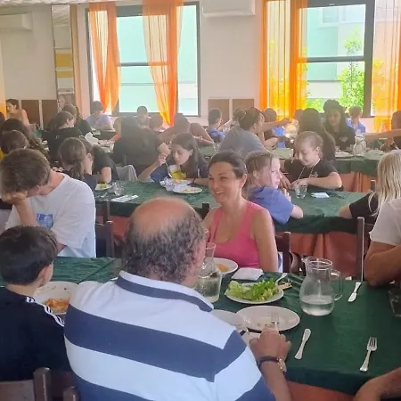 Rosy Bellaria – Igea Marina