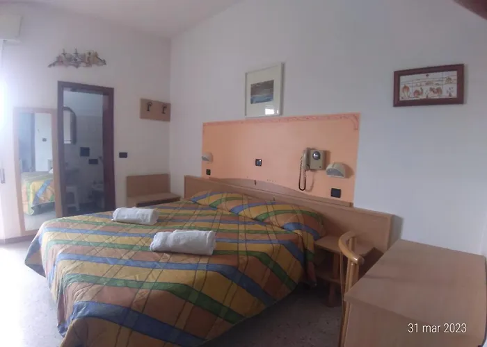 Hotel Rosy 2*