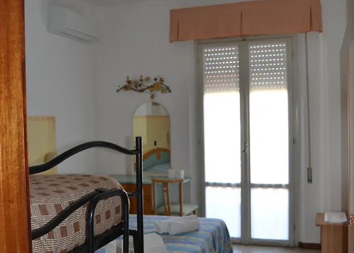 Rosy Hotel