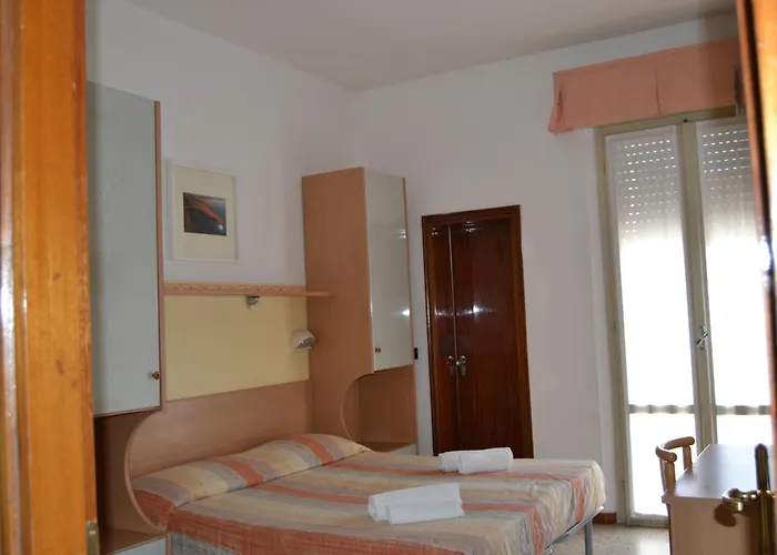 Hotel Rosy 2*