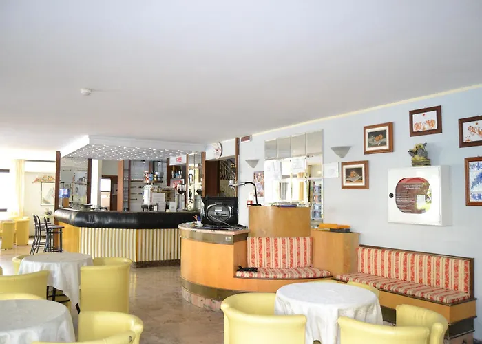 Rosy Hotel